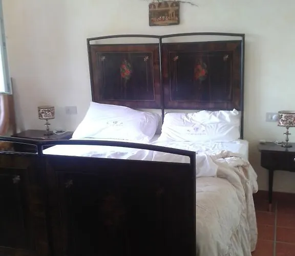 Le Due Rocche Bed & Breakfast 3*